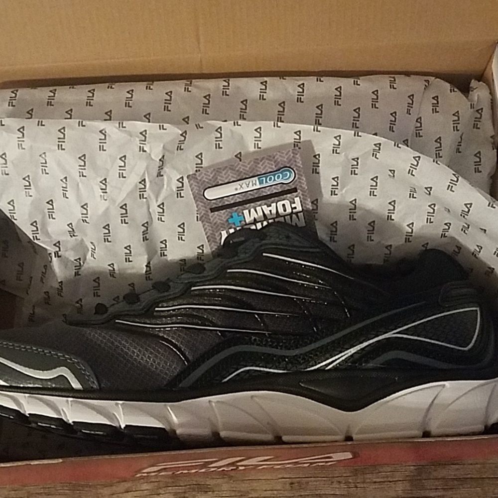 Fila Memory Foam Running Shoes